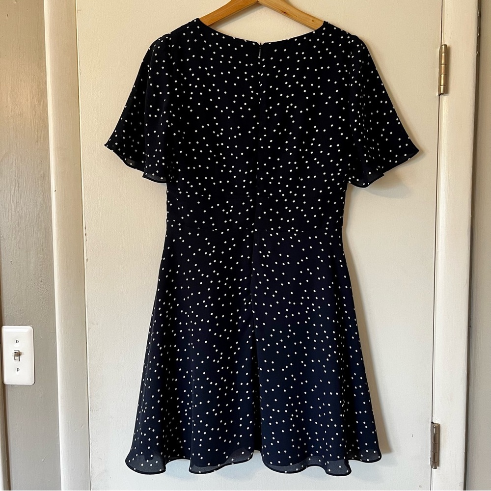BB Dakota flutter sleeve dress - Picture 3 of 10